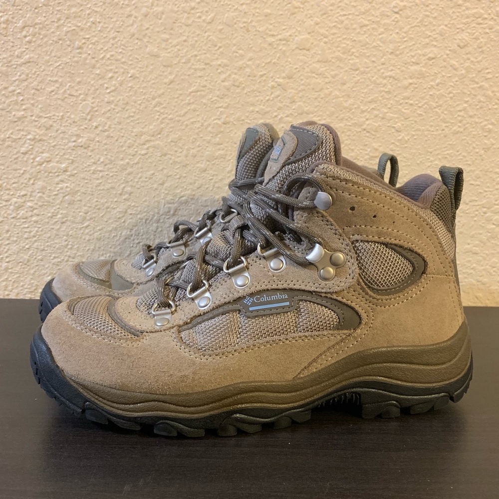 Columbia Hilltop Women’s Hiking Boots 7.5